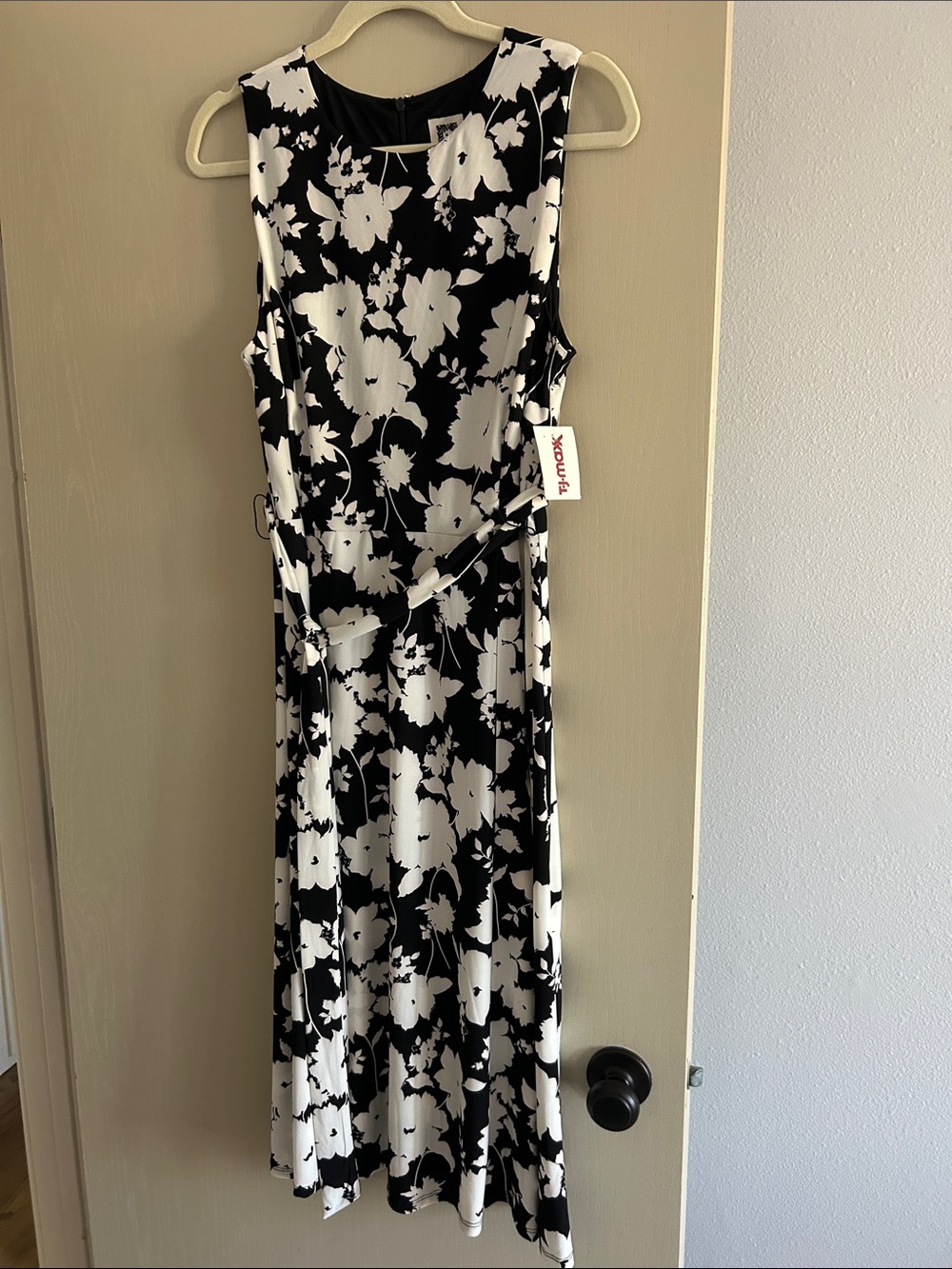 Anne Klein Black and White Floral Tie-Waist Sleeveless Midi Dress